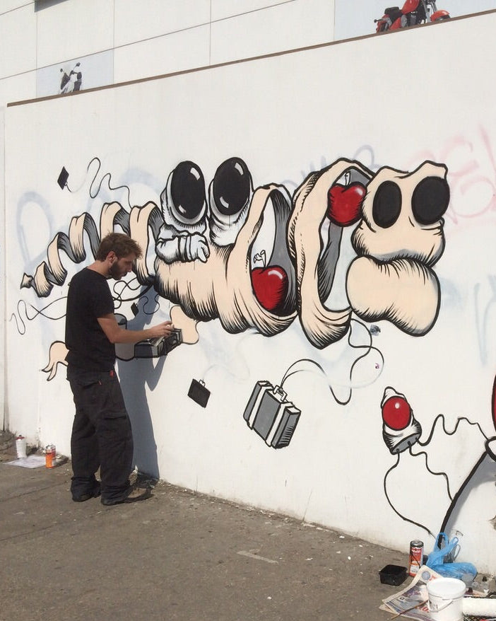 Damian tab street art mural the space warm salame tel aviv